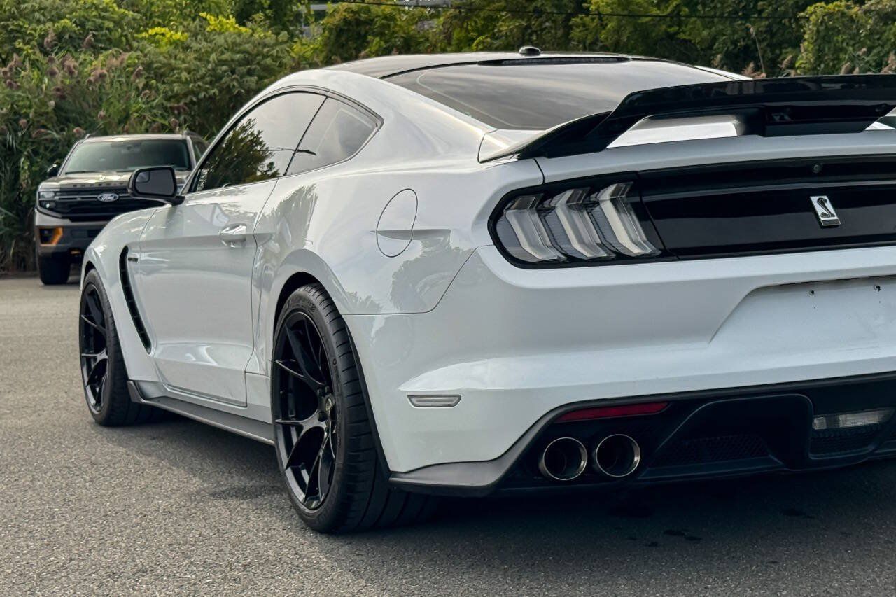 Used 2018 Ford Mustang Shelby GT350 w/ Electronics Package RWD image 16