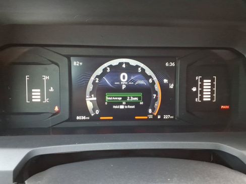 Certified 2025 Toyota Tacoma SR5 AWD/4WD image 20