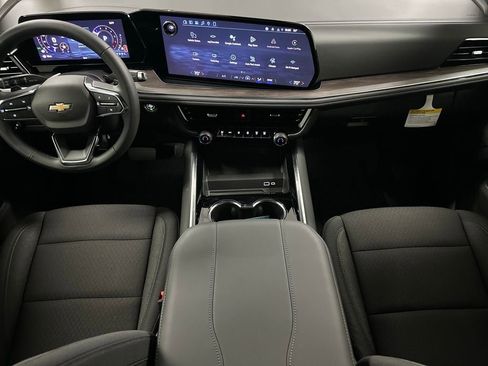 New 2026 Chevrolet Tahoe LS image 3