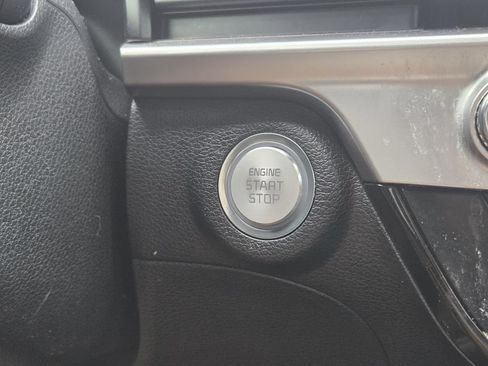 Certified 2024 Kia Telluride EX w/ EX Captain's Chair Package FWD image 23