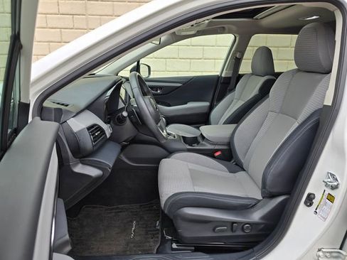 Used 2024 Subaru Outback Premium AWD/4WD image 14