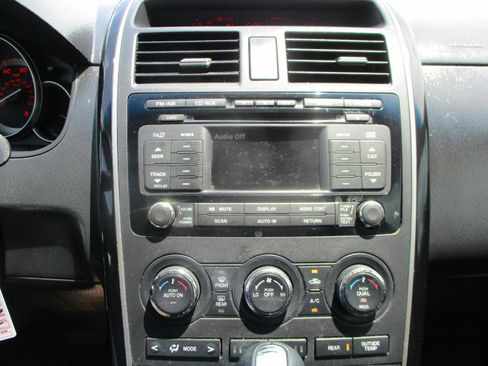Used 2012 MAZDA CX-9 Touring w/ Moonroof & Bose Audio Pkg FWD image 17