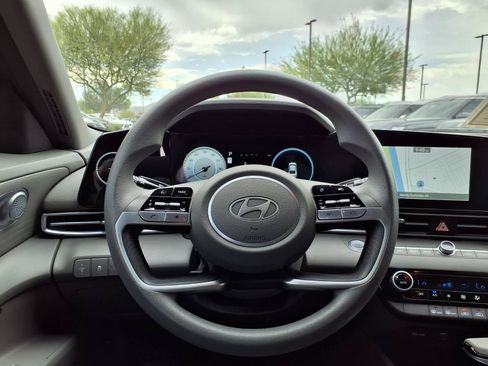 Certified 2024 Hyundai Elantra SEL FWD image 19