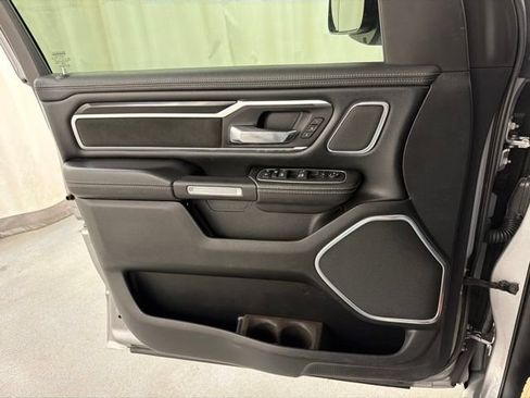 Used 2022 RAM 1500 Laramie AWD/4WD image 27