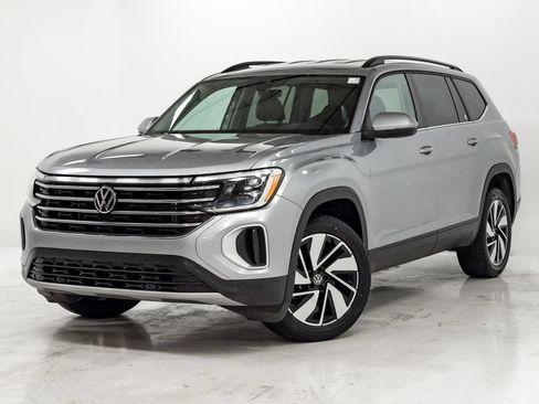 Used 2024 Volkswagen Atlas SE FWD image 1
