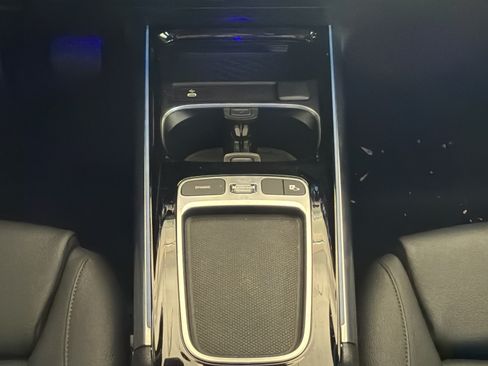 Used 2025 Mercedes-Benz GLA 250 image 17