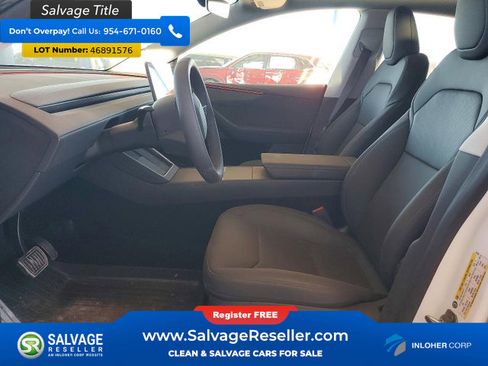 Used 2026 Tesla Model Y AWD image 9
