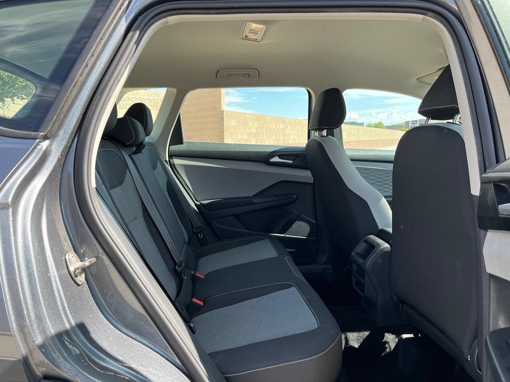 Used 2022 Volkswagen Taos S FWD image 19
