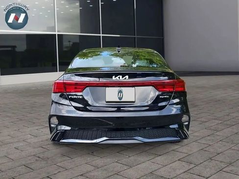 Used 2022 Kia Forte GT-Line w/ GT-Line Premium Package image 4