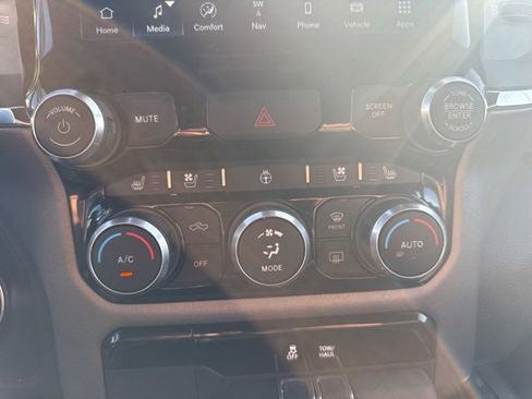 Certified 2024 RAM 1500 Laramie image 21