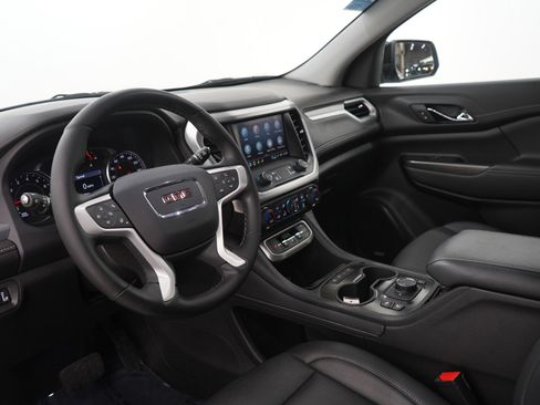 Used 2023 GMC Acadia SLT w/ Elevation Edition image 29