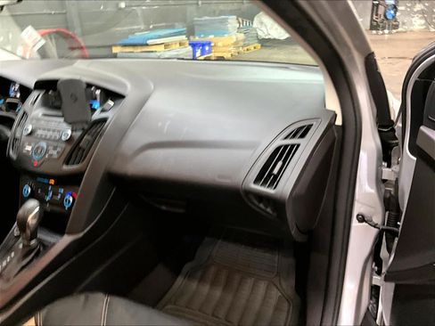Used 2016 Ford Focus S FWD image 18