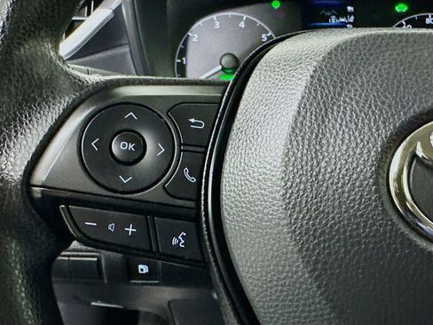 Used 2023 Toyota Corolla LE image 16