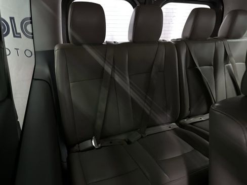 Used 2015 Nissan NV 3500 SL w/ Technology Package RWD image 31