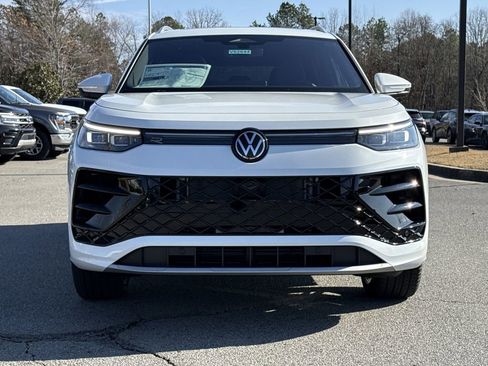 New 2026 Volkswagen Tiguan SEL R-Line image 8