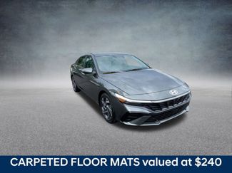 New 2025 Hyundai Elantra Limited video 3