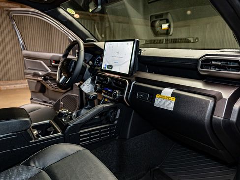 Used 2025 Toyota 4Runner TRD Off-Road Premium image 20