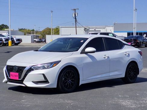 Used 2020 Nissan Sentra SV w/ Electronics Package image 3