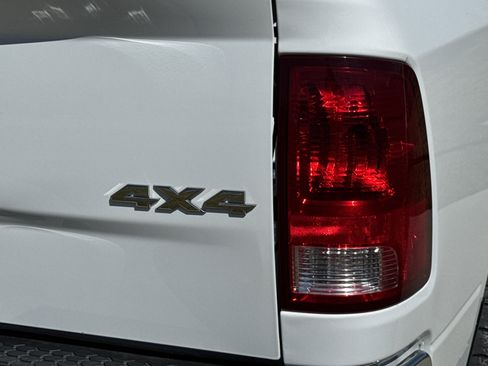 Used 2019 RAM 1500 Big Horn image 11