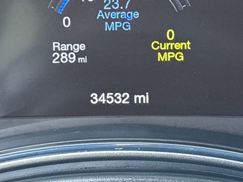 Used 2022 Jeep Grand Cherokee Laredo E image 32