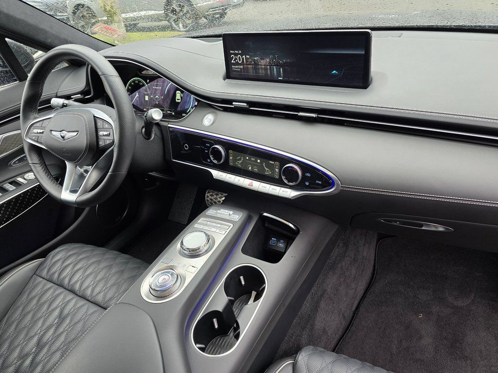 Certified 2025 Genesis GV70 3.5T Sport w/ Sport Prestige Package AWD/4WD image 10
