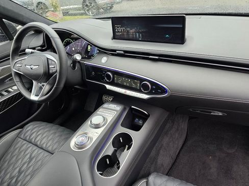 Certified 2025 Genesis GV70 3.5T Sport w/ Sport Prestige Package AWD/4WD image 10