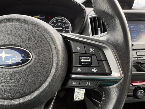 Used 2020 Subaru Forester Premium image 16