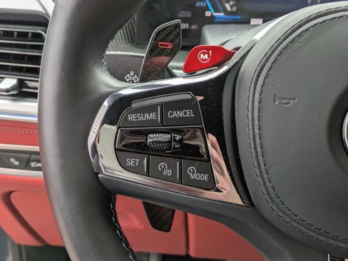 Used 2025 BMW XM AWD/4WD image 18