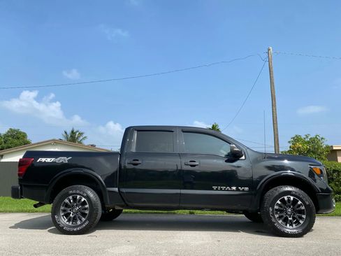 Used 2019 Nissan Titan PRO-4X image 2