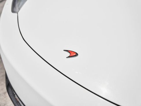 Used 2012 McLaren MP4-12C Coupe RWD image 8