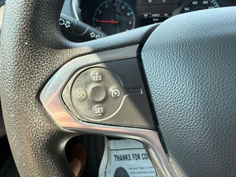 Used 2020 Chevrolet Traverse LS AWD/4WD image 18