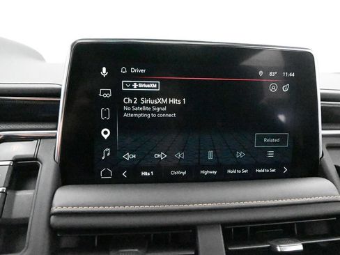 Used 2023 GMC Yukon XL AT4 w/ Technology Package AWD/4WD image 14