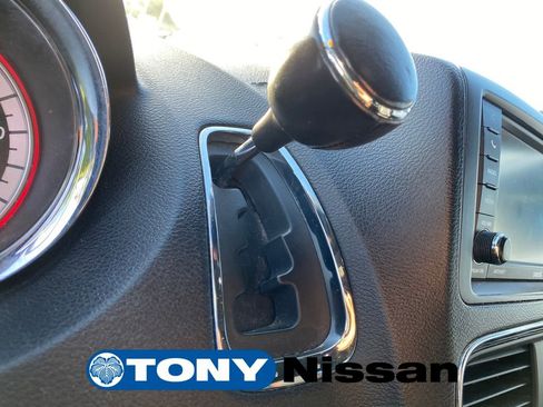 Used 2019 Dodge Grand Caravan GT image 16