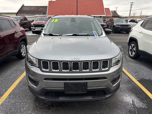 Used 2018 Jeep Compass Sport w/ Tech Group image 3