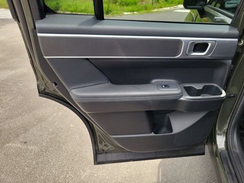 Used 2025 Hyundai Santa Fe SEL FWD image 15