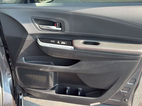 Used 2025 Toyota Sienna XSE AWD/4WD image 22
