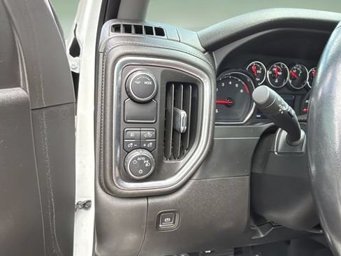 Used 2022 Chevrolet Silverado 2500 LT w/ Convenience Package RWD image 21