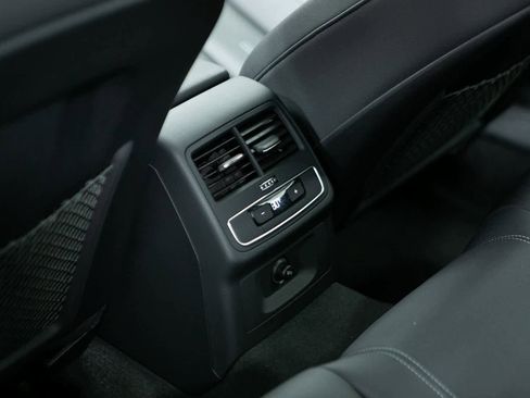 Used 2023 Audi A4 2.0T Premium w/ Convenience Package image 27