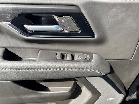 New 2026 GMC Yukon Denali w/ Denali Reserve Package image 32