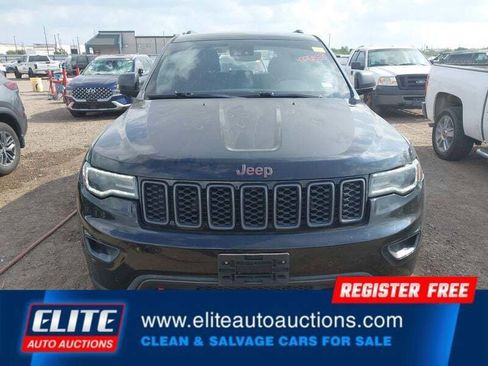 Used 2017 Jeep Grand Cherokee Trailhawk w/ Trailhawk Luxury Group image 23