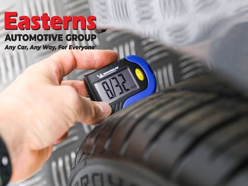 Used 2023 BMW 330e w/ M Sport Package image 31