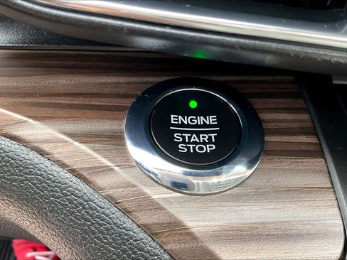 Used 2020 Ford Explorer Limited w/ Class III Trailer Tow Package image 32