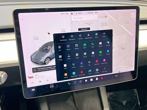 Used 2021 Tesla Model Y Long Range image 27