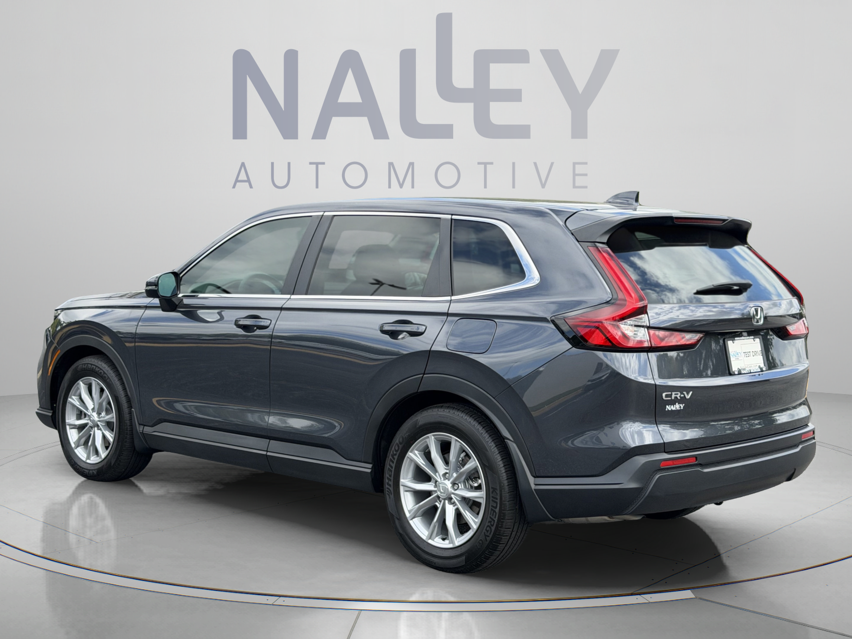 Used 2025 Honda CR-V EX image 3