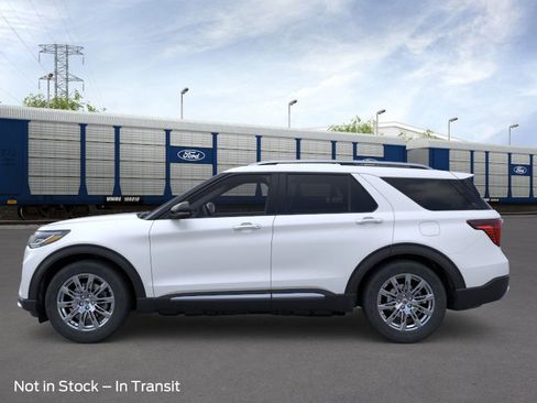 New 2026 Ford Explorer Platinum image 26