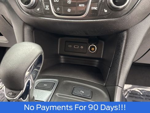 Used 2024 Chevrolet Equinox LT image 19