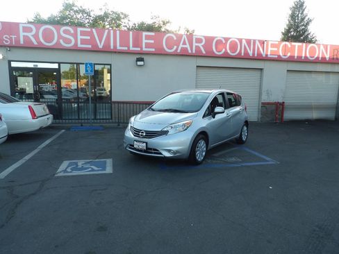 Used 2014 Nissan Versa Note S image 1