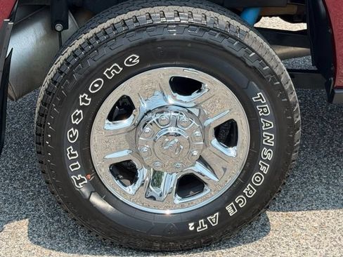 Used 2024 RAM 2500 Tradesman w/ Chrome Appearance Group AWD/4WD image 10