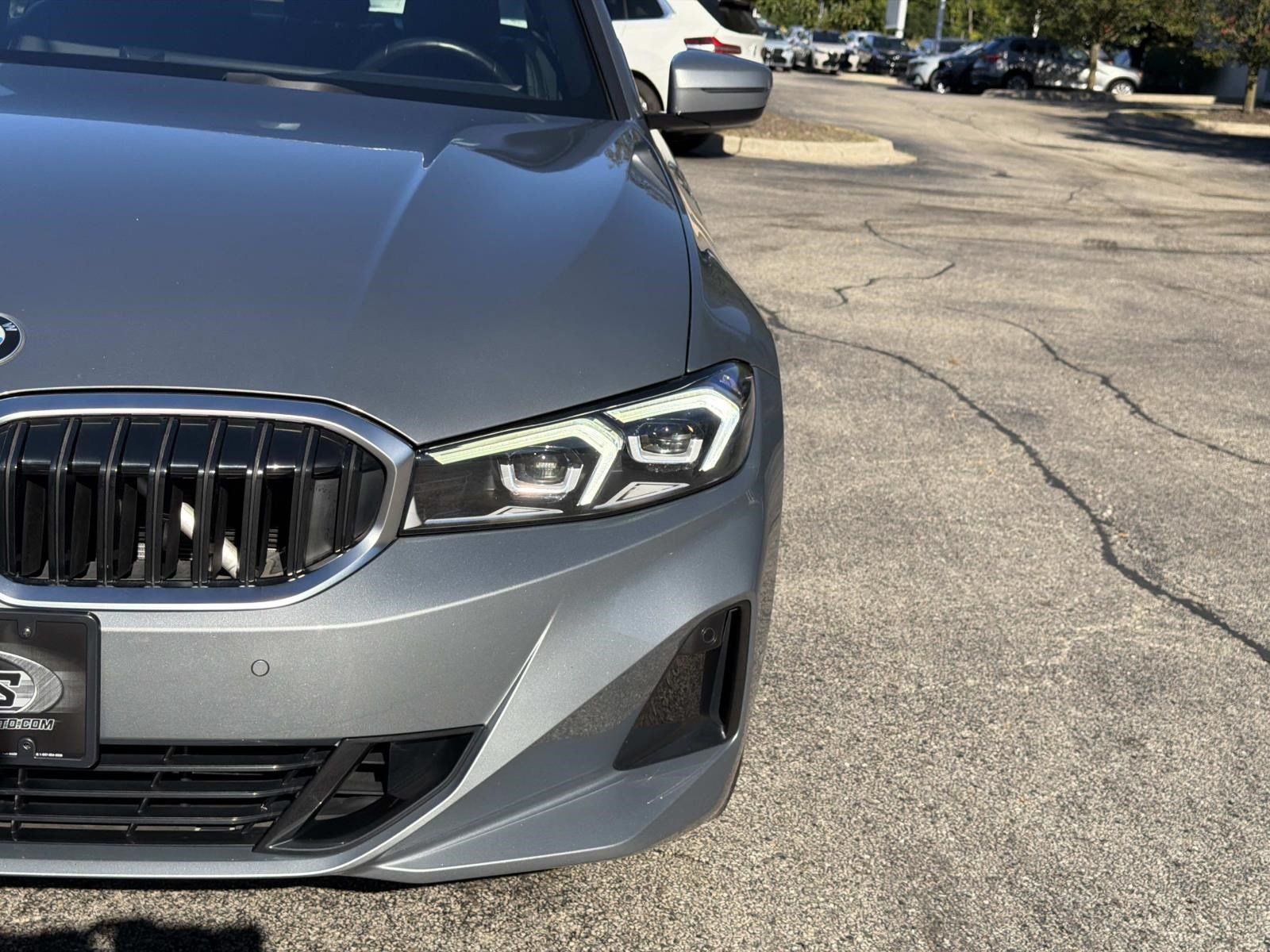 Certified 2023 BMW 330i xDrive Sedan w/ Convenience Package AWD/4WD image 18