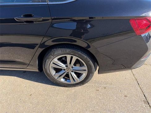 Used 2024 Volkswagen Jetta SE image 6